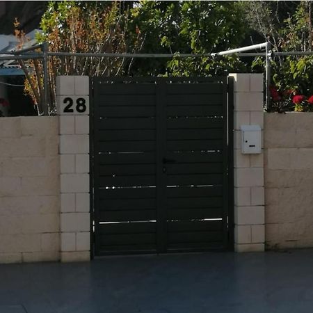 Alekas Pool And Garden Home Paphos Bagian luar foto