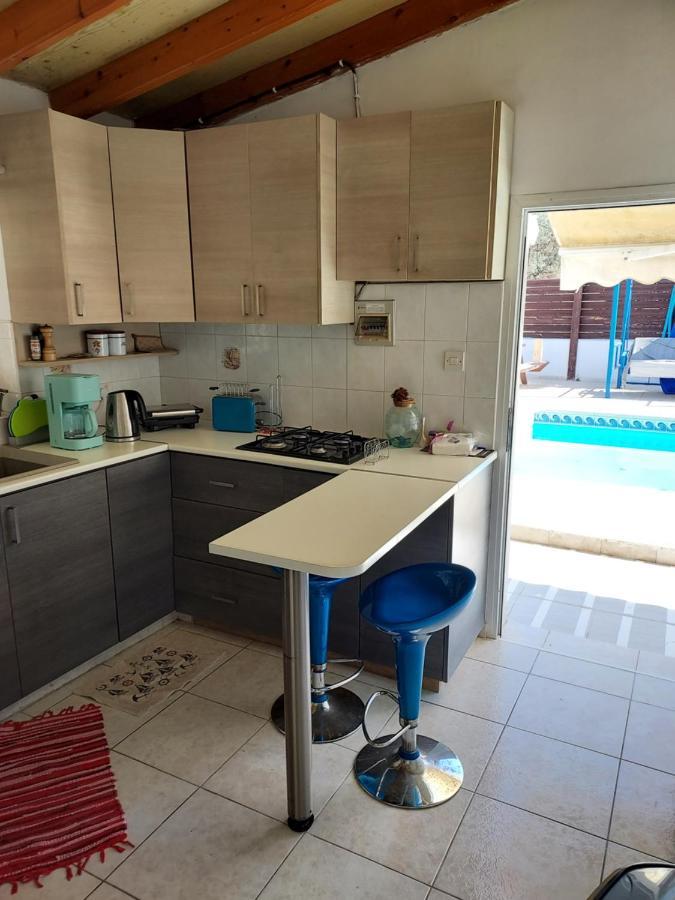 Alekas Pool And Garden Home Paphos Bagian luar foto